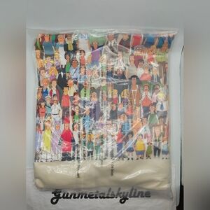 Bob's Burgers Everybody Tee T-shirt-Small Officially Licensed by Toddland